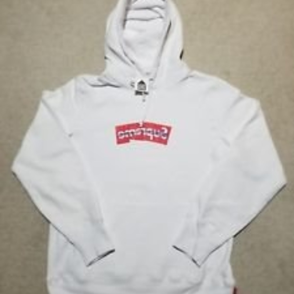 Supreme Hoodie